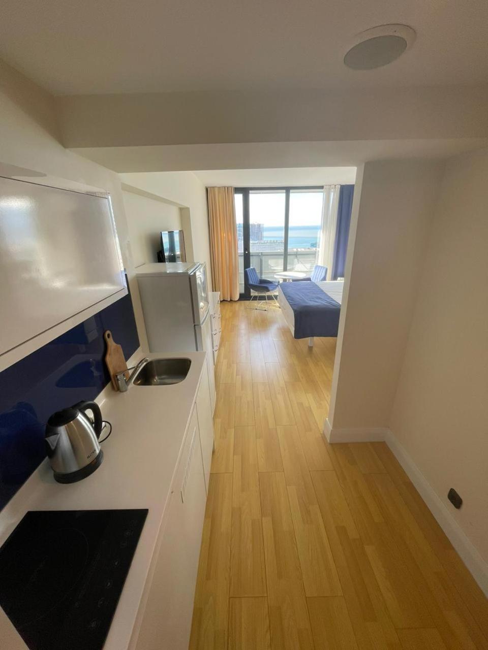 Orbi Сiti Sunshine Apartments 巴统 外观 照片